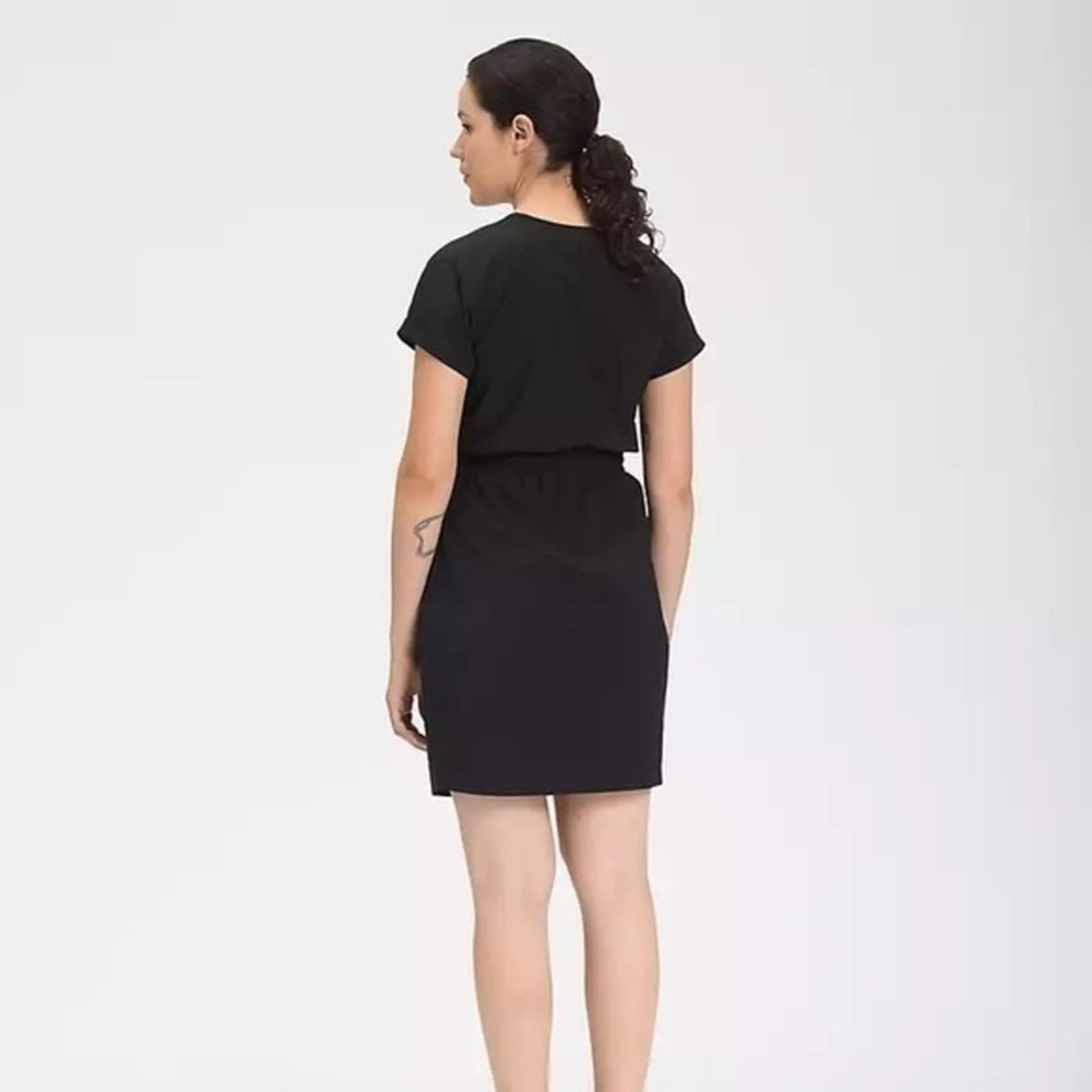 The North Face Never Stop Wearing Short Sleeve Drawstring Dress TNF Black XS NWT - Picture 3 of 6
